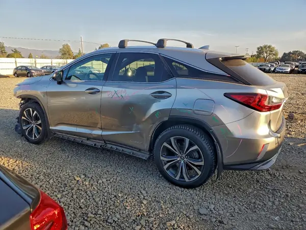 2T2BGMCA0KC035299 2019 LEXUS RX - Image 2