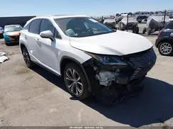 2T2BGMCA1HC011084 2017 LEXUS RX