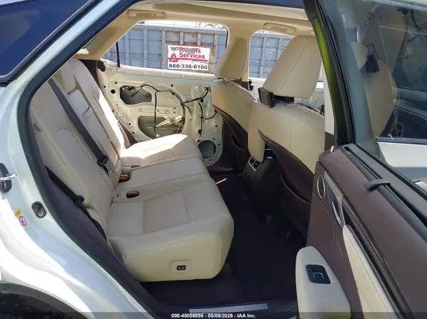 2T2BGMCA1JC020437 2018 LEXUS RX - Image 8