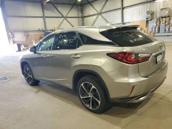 2T2BGMCA1JC024570 2018 LEXUS RX - Image 2
