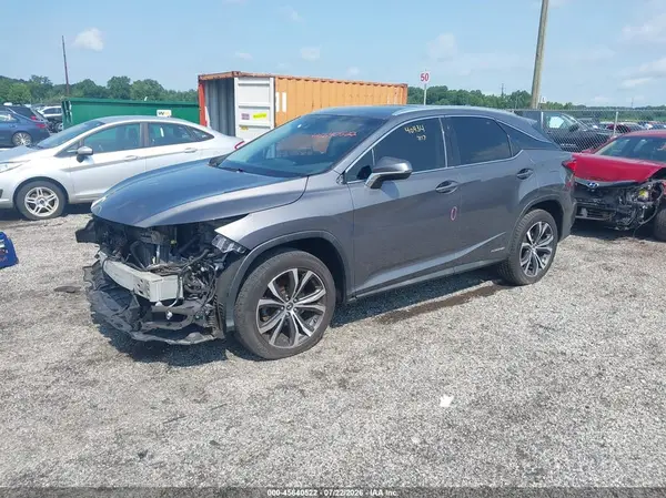 2T2BGMCA1JC027601 2018 LEXUS RX - Image 2