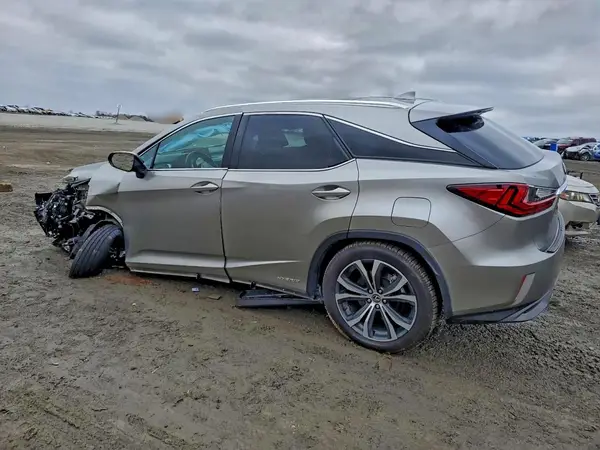2T2BGMCA1KC030757 2019 LEXUS RX - Image 2