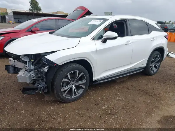 2T2BGMCA1KC032430 2019 LEXUS RX - Image 2