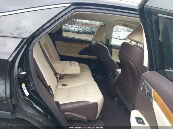 2T2BGMCA1KC040589 2019 LEXUS RX - Image 8