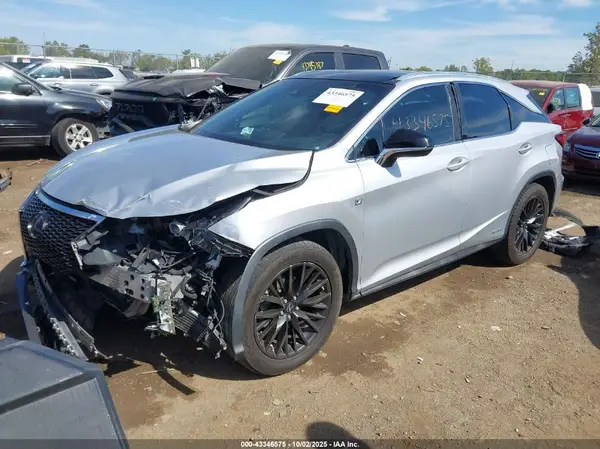2T2BGMCA2GC001694 2016 LEXUS RX - Image 2