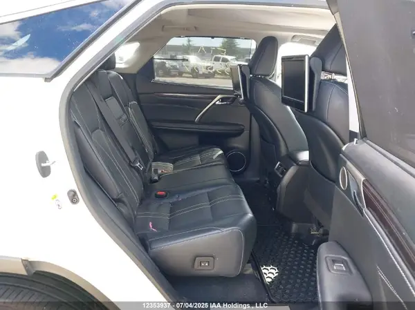 2T2BGMCA2GC005275 2016 LEXUS RX - Image 8
