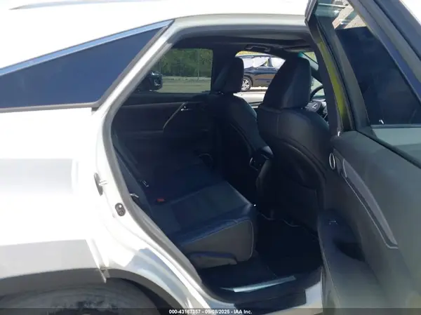 2T2BGMCA2GC005809 2016 LEXUS RX - Image 8