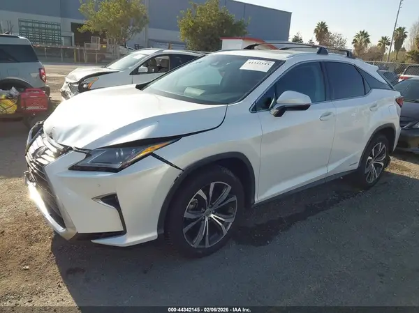 2T2BGMCA2GC006068 2016 LEXUS RX - Image 2