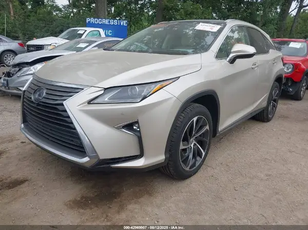 2T2BGMCA2HC015161 2017 LEXUS RX - Image 2