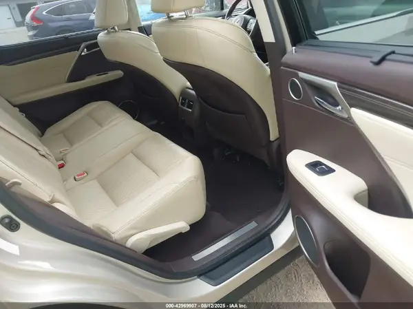 2T2BGMCA2HC015161 2017 LEXUS RX - Image 8