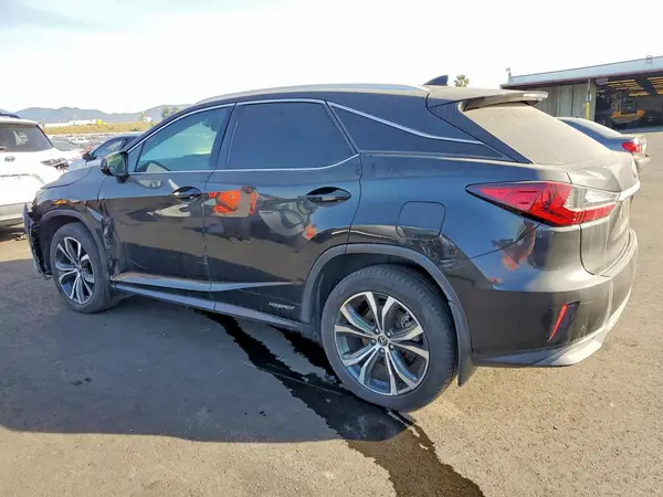 2T2BGMCA2JC022763 2018 LEXUS RX - Image 2