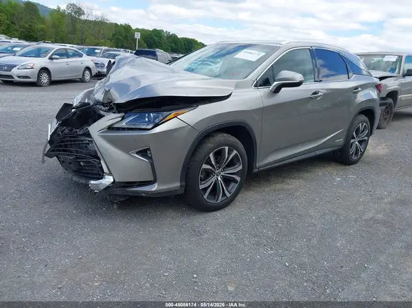 2T2BGMCA2KC030976 2019 LEXUS RX - Image 2