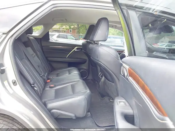 2T2BGMCA2KC030976 2019 LEXUS RX - Image 8