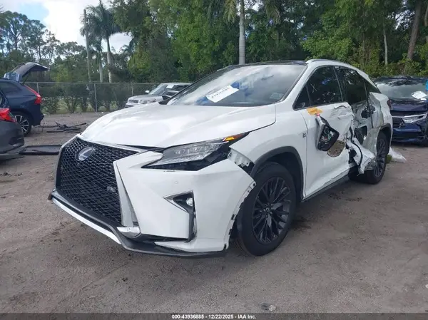 2T2BGMCA3GC002465 2016 LEXUS RX - Image 2