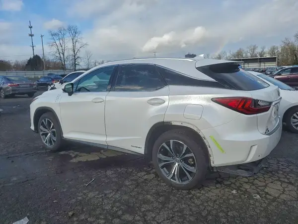 2T2BGMCA3HC010082 2017 LEXUS RX - Image 2