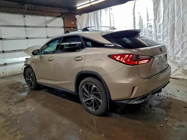2T2BGMCA3JC021511 2018 LEXUS RX - Image 2