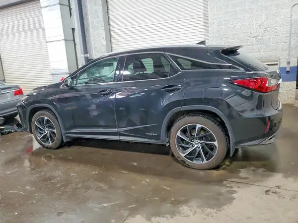2T2BGMCA3JC024926 2018 LEXUS RX - Image 2