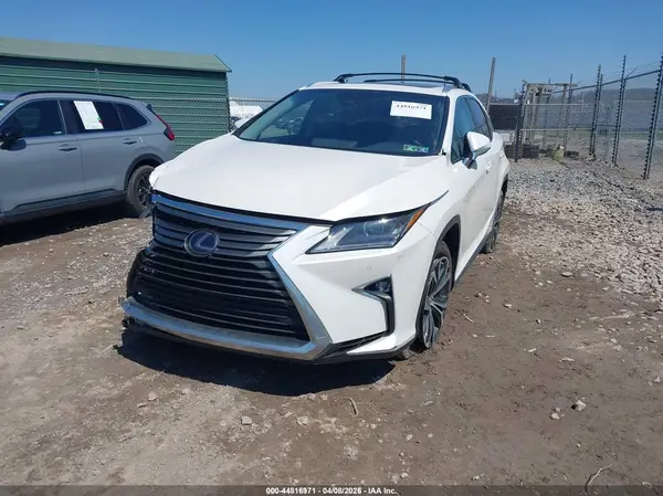 2T2BGMCA3KC040979 2019 LEXUS RX - Image 2