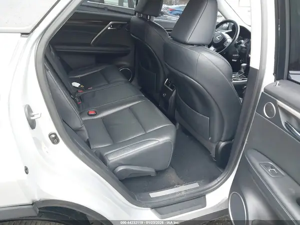 2T2BGMCA4GC001812 2016 LEXUS RX - Image 8