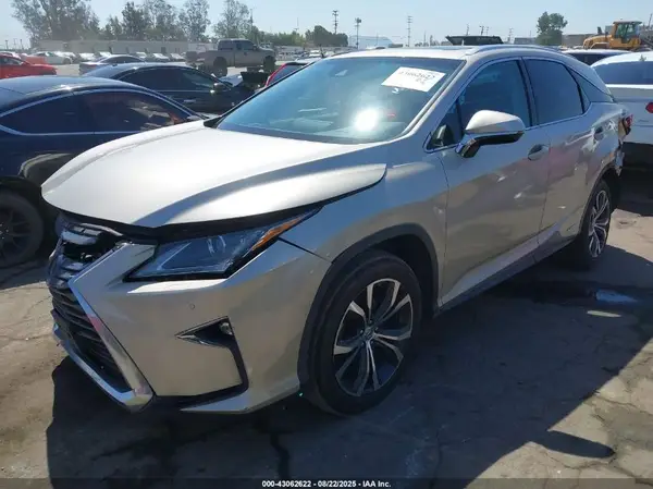 2T2BGMCA4GC005925 2016 LEXUS RX - Image 2