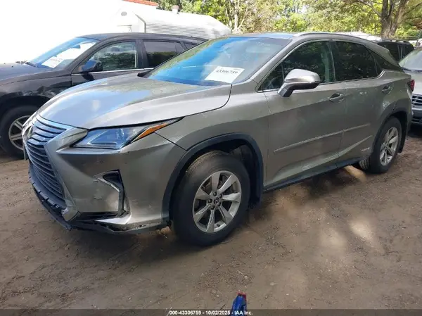 2T2BGMCA4KC034575 2019 LEXUS RX - Image 2