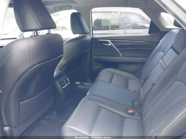 2T2BGMCA4KC034575 2019 LEXUS RX - Image 8