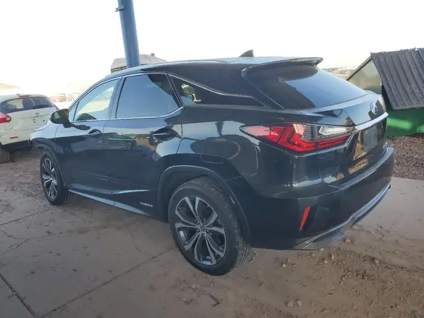 2T2BGMCA5JC021168 2018 LEXUS RX - Image 2