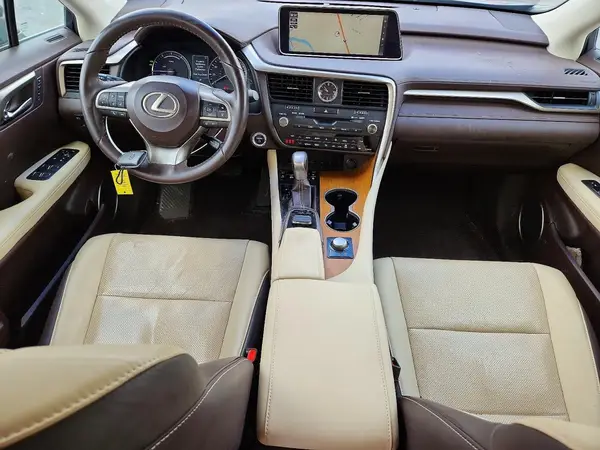 2T2BGMCA5JC028220 2018 LEXUS RX - Image 8