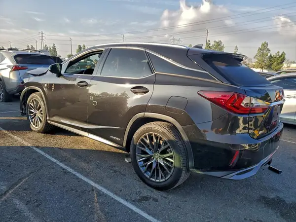 2T2BGMCA5JC028864 2018 LEXUS RX - Image 2