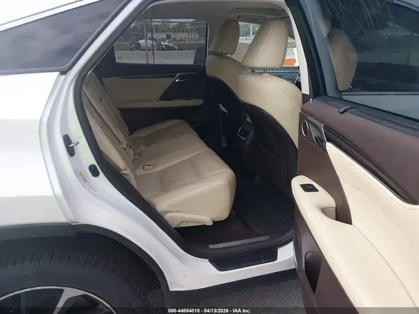 2T2BGMCA6GC001455 2016 LEXUS RX - Image 8