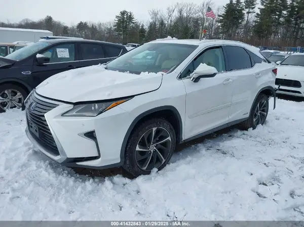 2T2BGMCA6HC009704 2017 LEXUS RX - Image 2