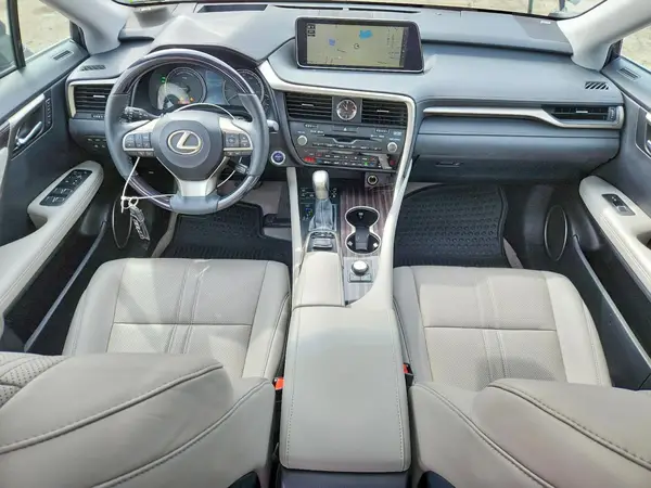 2T2BGMCA6JC025004 2018 LEXUS RX - Image 8