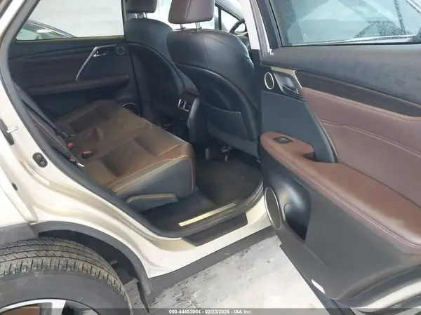 2T2BGMCA6JC028100 2018 LEXUS RX - Image 8
