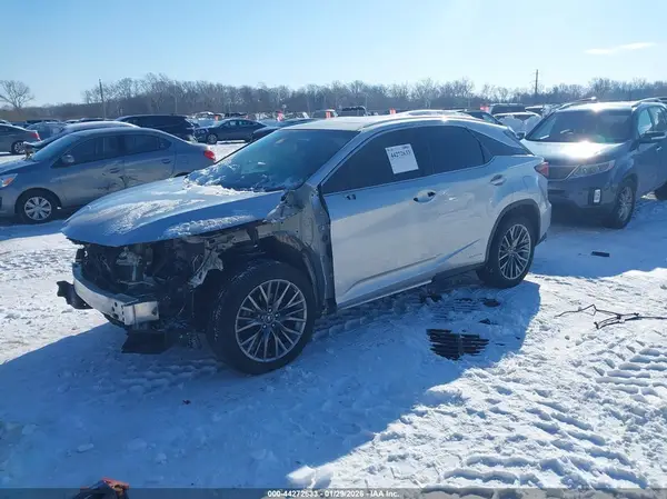 2T2BGMCA6KC031595 2019 LEXUS RX - Image 2