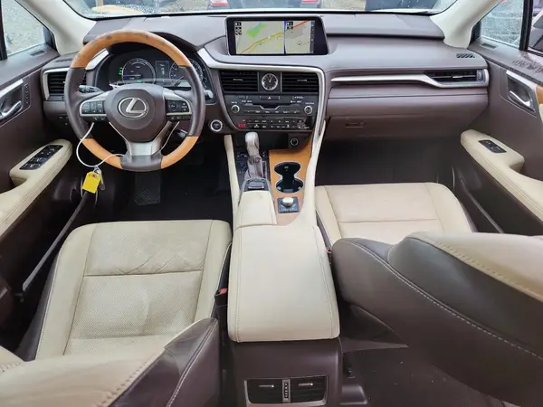 2T2BGMCA6KC031760 2019 LEXUS RX - Image 8