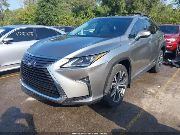 2T2BGMCA6KC040460 2019 LEXUS RX - Image 2