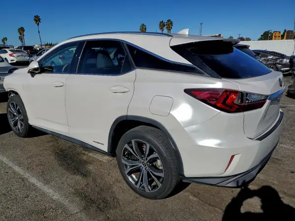 2T2BGMCA7JC021480 2018 LEXUS RX - Image 2