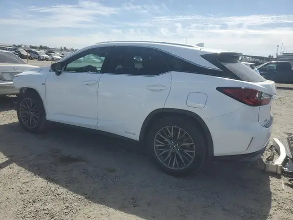 2T2BGMCA8JC020516 2018 LEXUS RX - Image 2