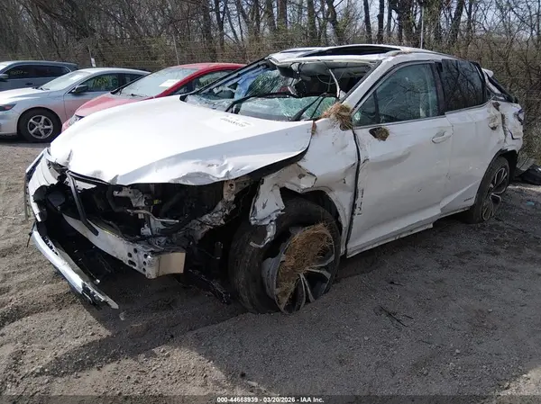 2T2BGMCA8JC028812 2018 LEXUS RX - Image 2