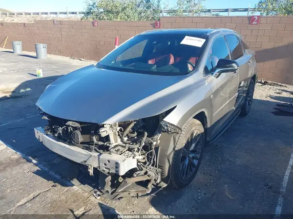 2T2BGMCA8JC028955 2018 LEXUS RX - Image 2