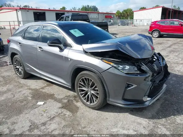2T2BGMCA8JC029698 2018 LEXUS RX - Image 1