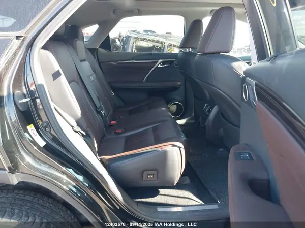 2T2BGMCA8KC030660 2019 LEXUS RX - Image 8