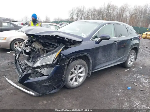 2T2BGMCA9GC002616 2016 LEXUS RX - Image 2