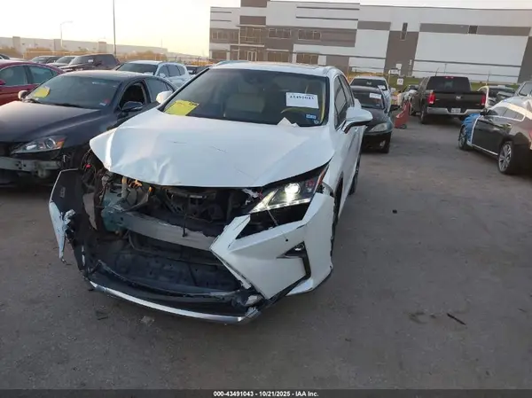 2T2BGMCA9HC016324 2017 LEXUS RX - Image 2