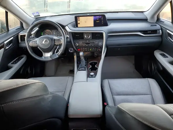 2T2BGMCA9JC029290 2018 LEXUS RX - Image 8