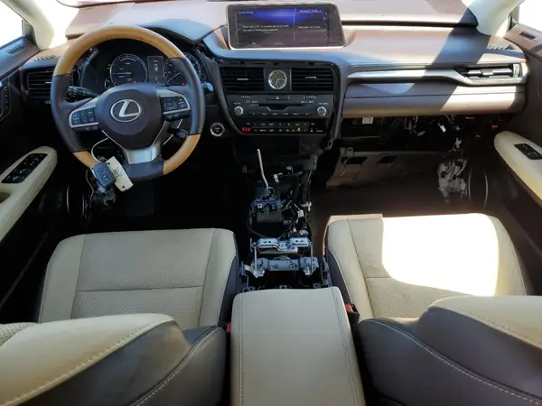 2T2BGMCA9KC033101 2019 LEXUS RX - Image 8