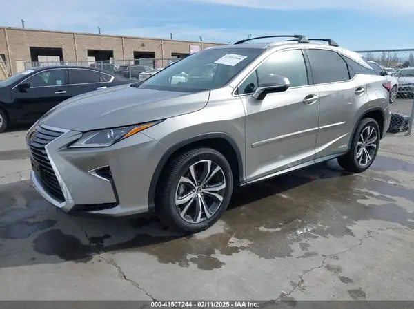 2T2BGMCA9KC033583 2019 LEXUS RX - Image 2