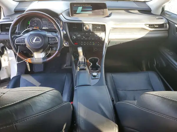 2T2BGMCA9KC039027 2019 LEXUS RX - Image 8