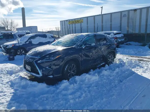 2T2BGMCAXGC003886 2016 LEXUS RX - Image 2