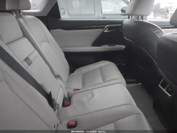 2T2BGMCAXHC013688 2017 LEXUS RX - Image 8